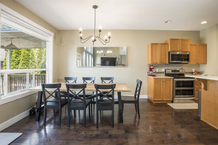 Property Photo: 10337 243A Street BC V2W 2C7