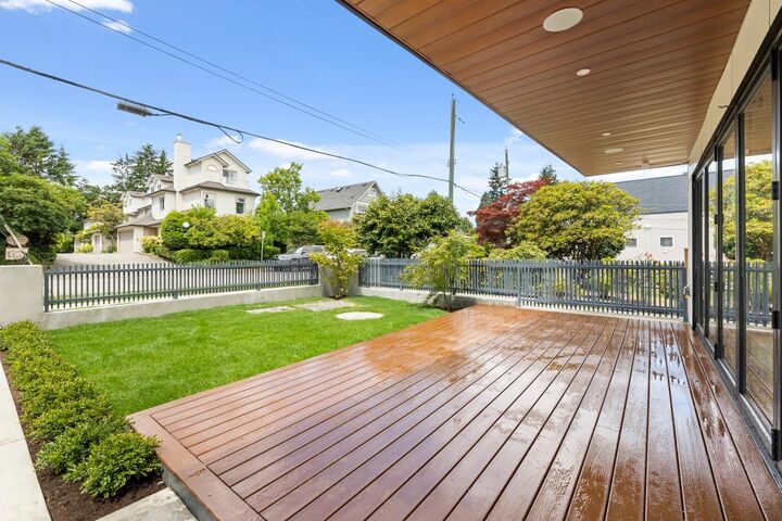 Property Photo: 4260 Sophia Street A BC V5V 3V7