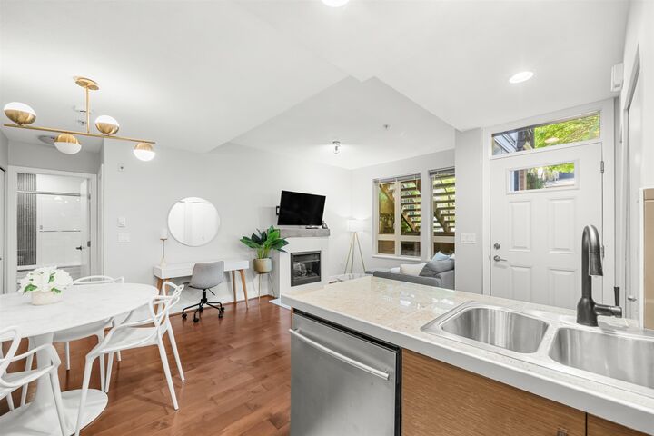 728 W 14th Street 78 — photo 1