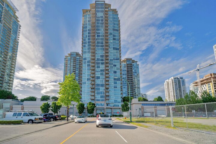 2975 Atlantic Avenue 1908 — photo 1