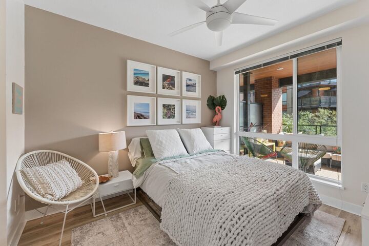 Property Photo: 733 W 3rd Street 312 BC V7M 0C8