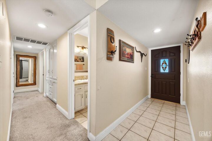Property Photo: 19700 Mesa Drive CA 93561