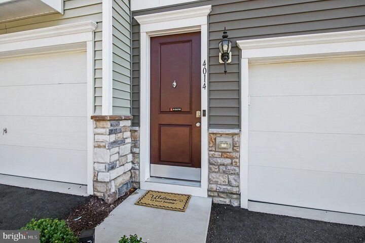 Property Photo: 4014 Shire Meadow Lane VA 22172