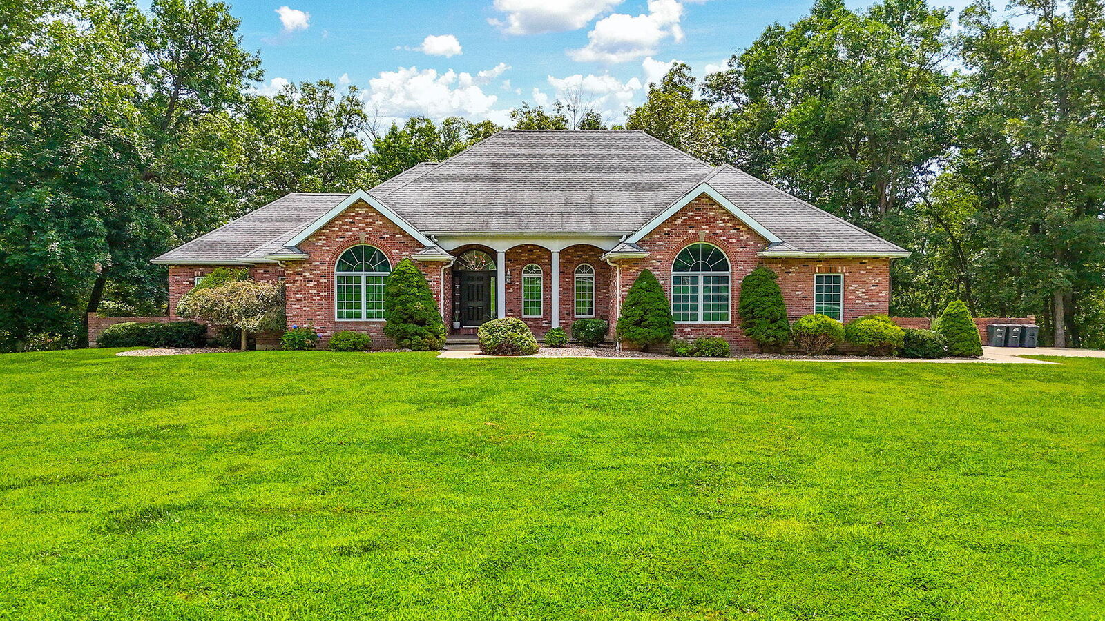Property Photo:  32 Woodland Trail Dr  MO 65270 