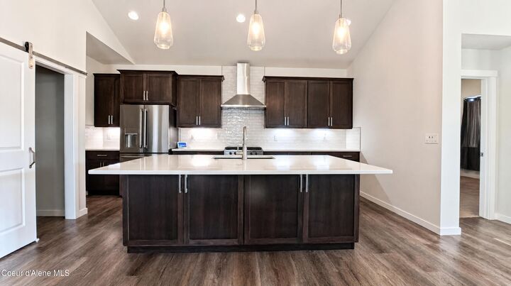 Property Photo: 1542 W Okanogan Ave ID 83854