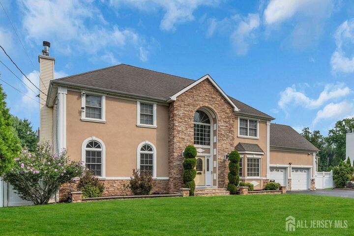 Property Photo:  242 Grandview Avenue  NJ 08854 