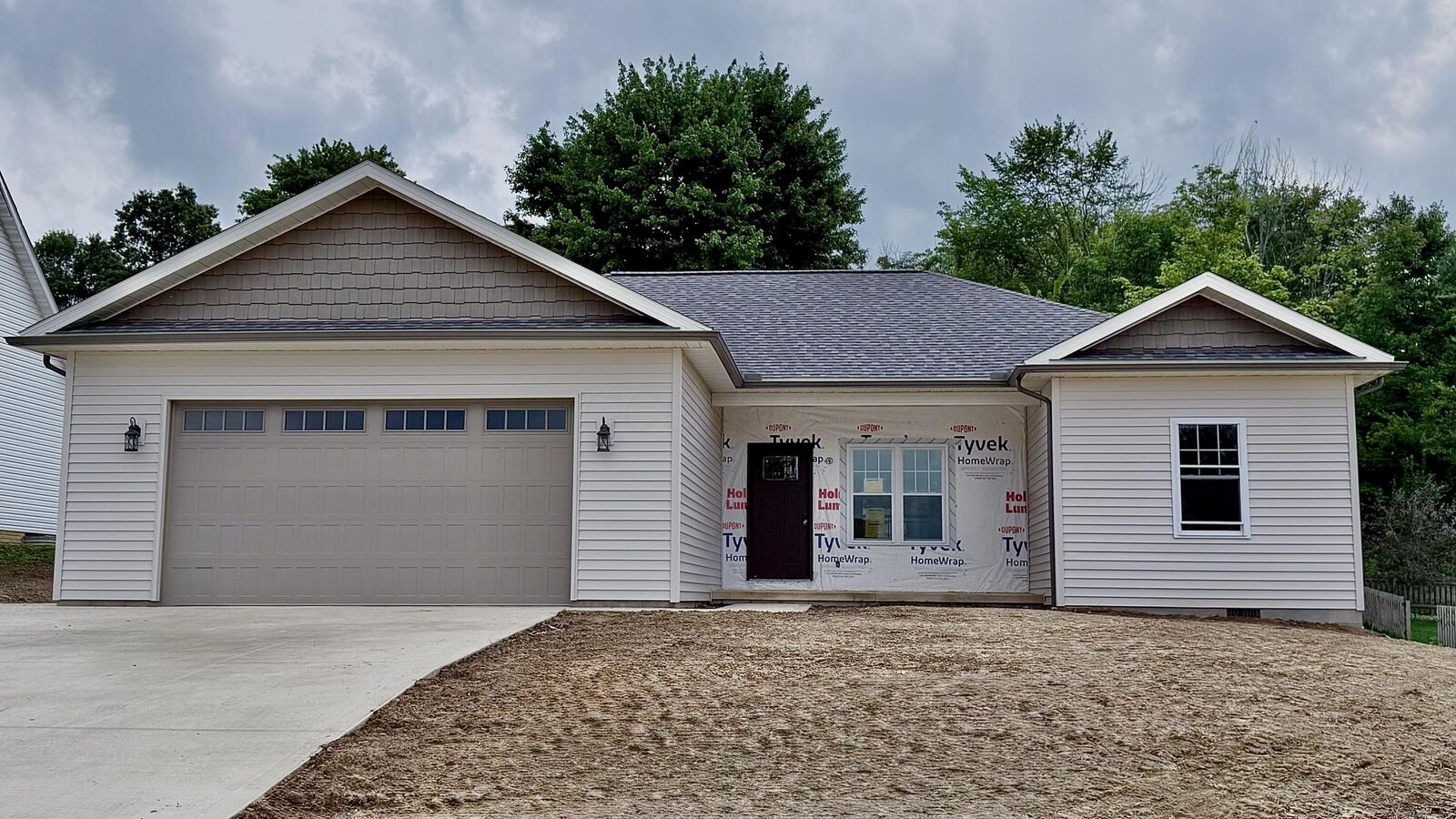 Property Photo:  867 Fairway Drive  OH 43028 