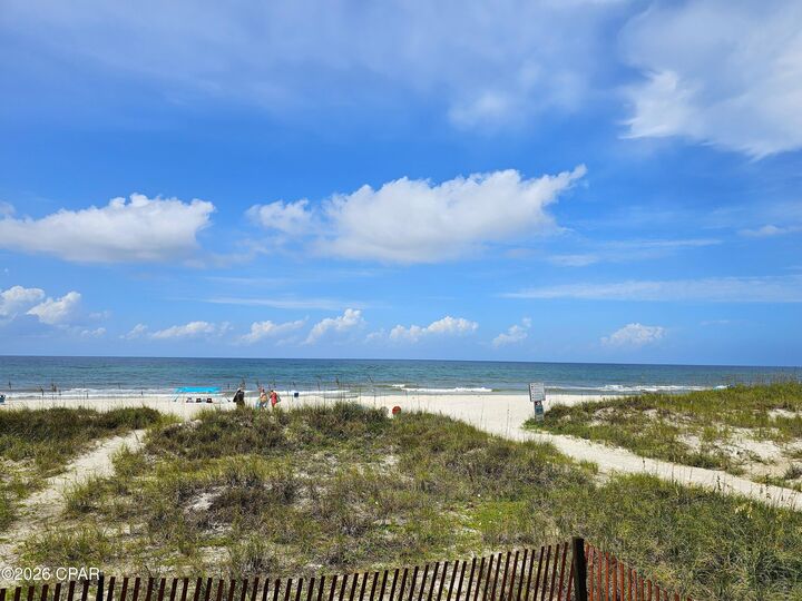 Property Photo:  613 Poinsettia Court  FL 32413 