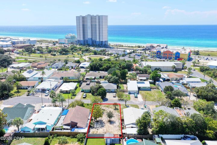 Property Photo:  613 Poinsettia Court  FL 32413 