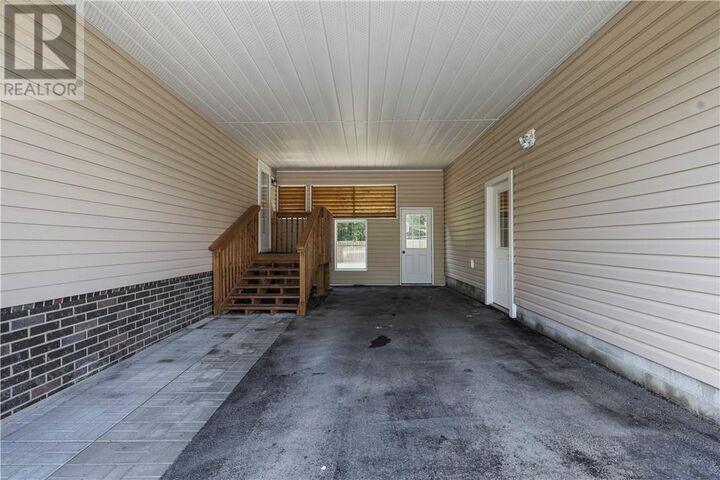 Property Photo: 124 Yocom Drive ON P5E 1N3