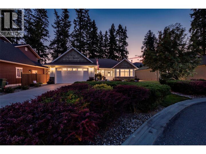 Property Photo: 2976 Heal Court BC V0E 1B2