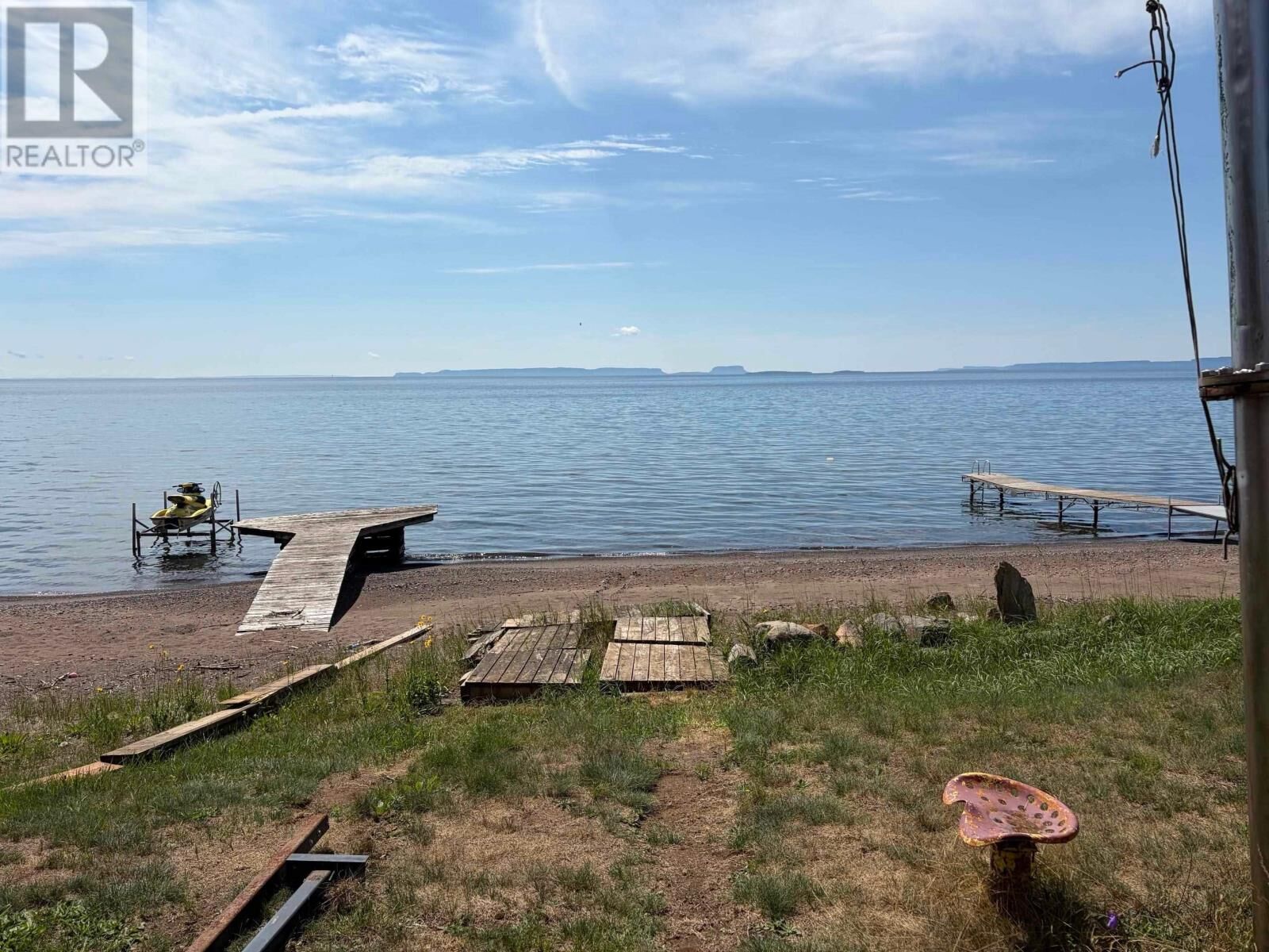 Property Photo:  641 Pebbly Beach Road  ON P7A 0X6 