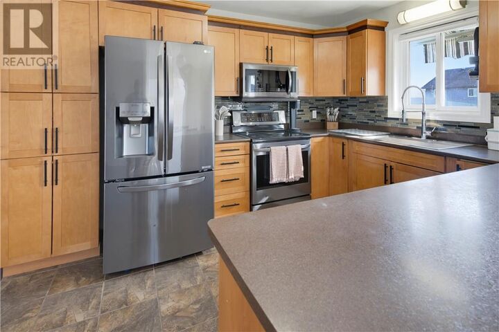 Property Photo: 153 Racicot Drive ON P3L 1L1