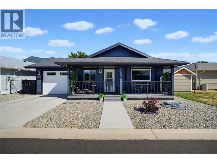 Property Photo: 734 Elderberry Walk BC V0E 2V0