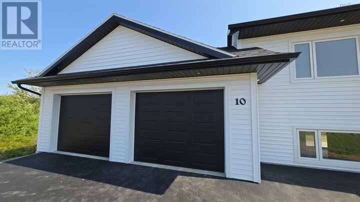 Property Photo: 10 Acorn Lane NS B0P 1R0