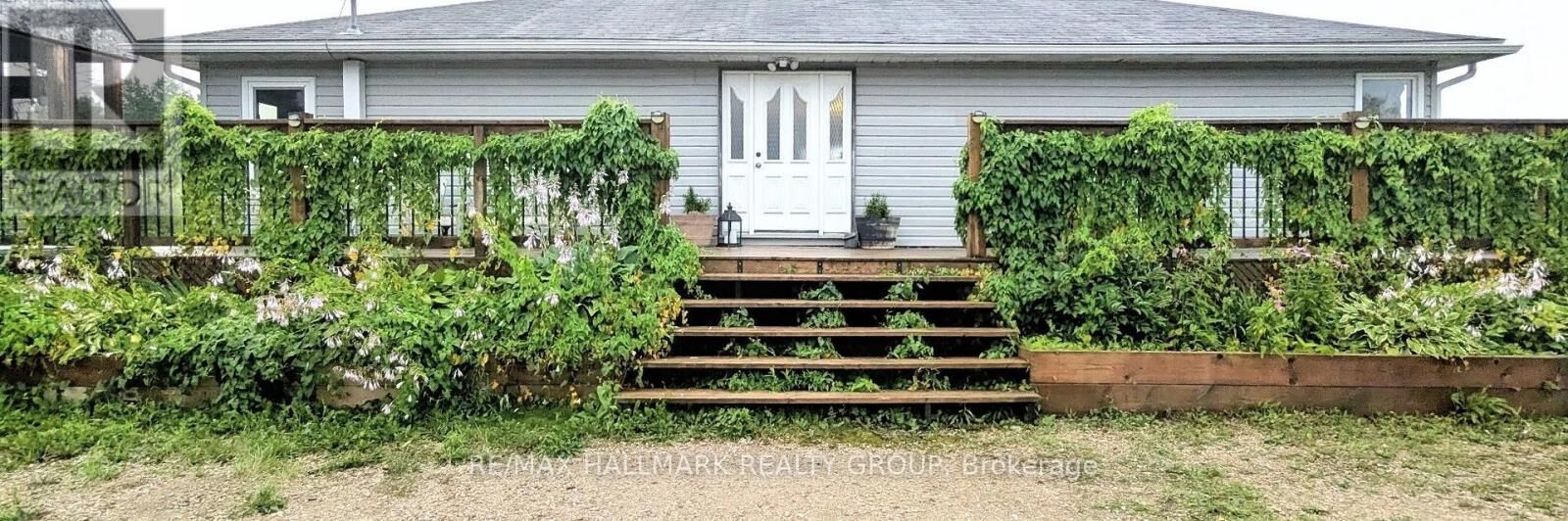 Property Photo: 1509 Drummond Con 6B Corners ON K7H 3C9