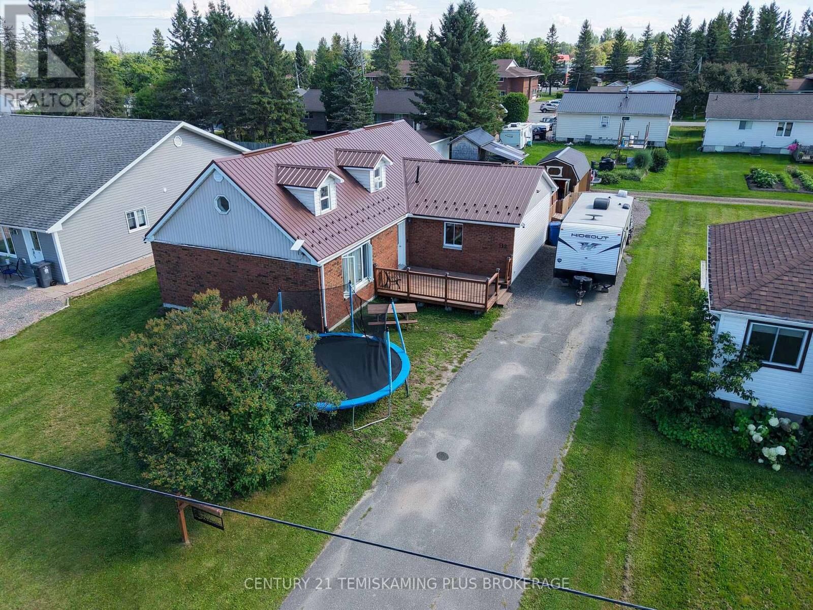 Property Photo: 112 4th Avenue ON P0J 1H0