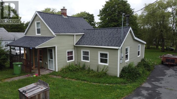 Property Photo: 440 Ellershouse Road NS B0N 1L0
