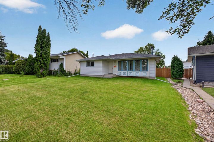 Property Photo:  39 Apache Crescent  AB T9E 4H8 