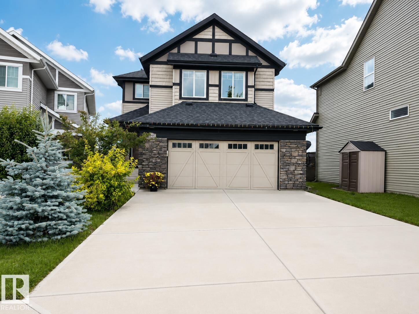 Property Photo:  1646 Davidson Green Green SW  AB T6W 3J3 