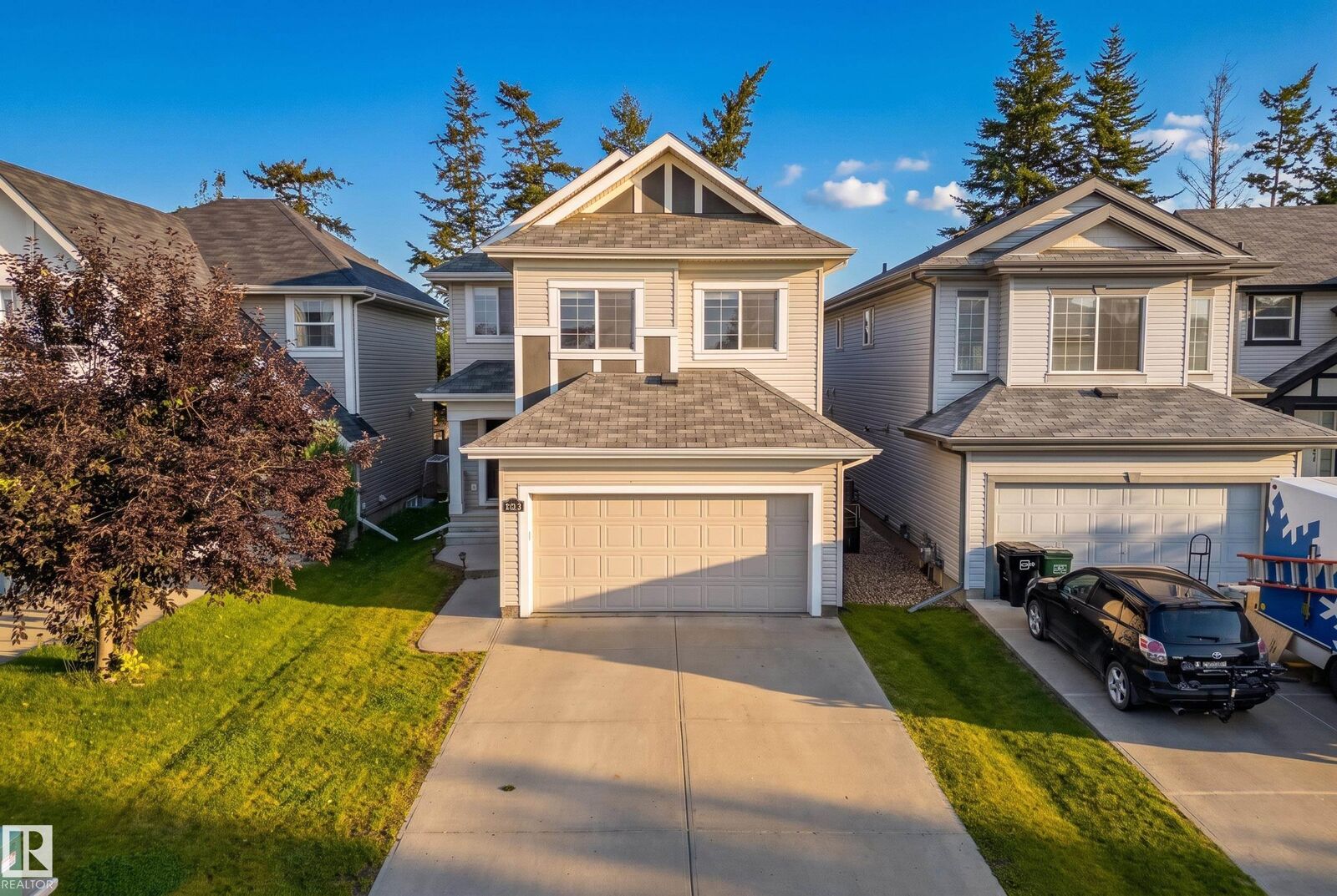 Property Photo:  8226 180A Avenue NW  AB T5Z 0H8 