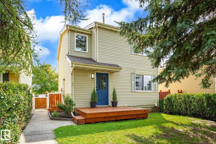 Property Photo:  51 Birch Drive  AB T0A 1N0 