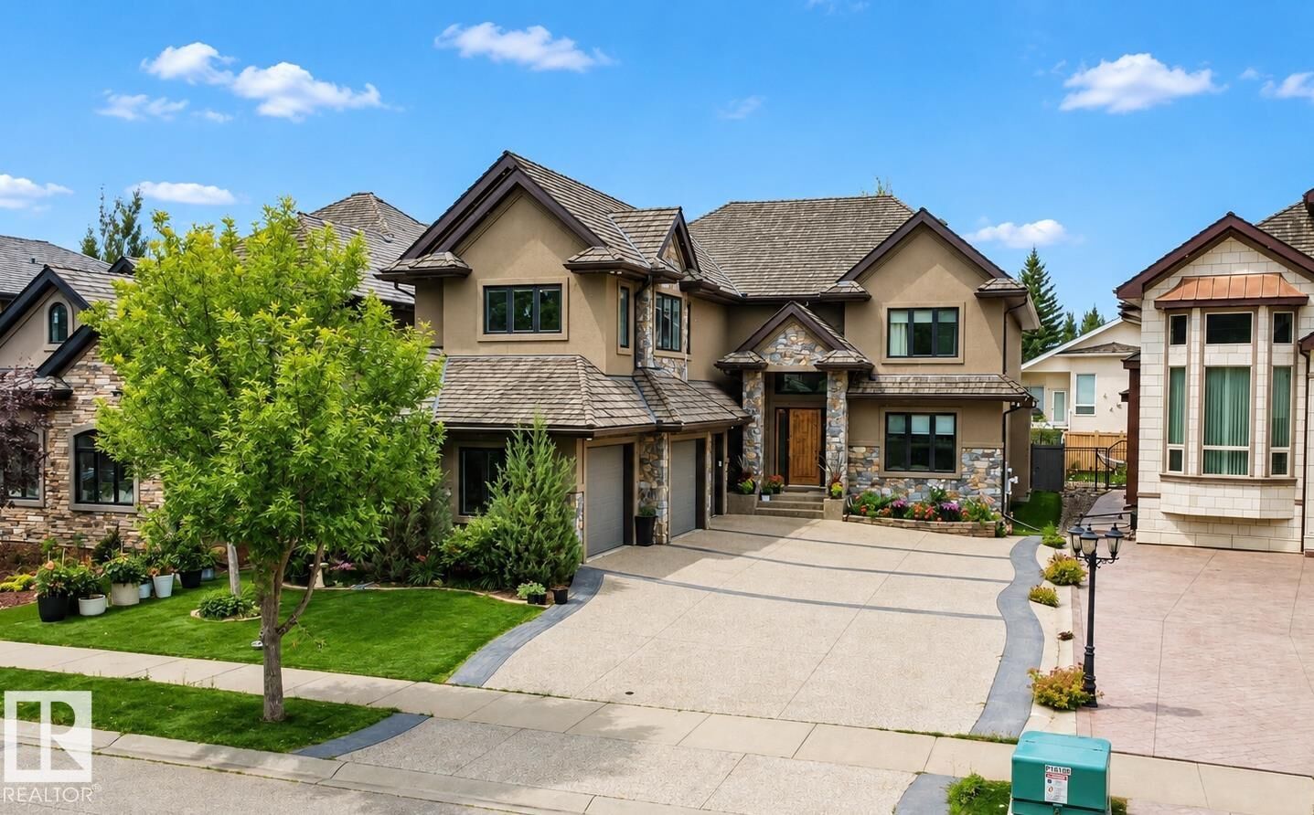 Property Photo: 4810 Donsdale Drive NW AB T6M 2N2