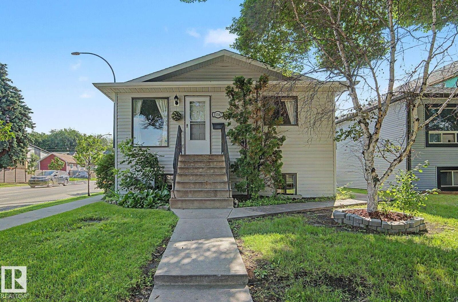 Property Photo:  11167 52 Street NW  AB T5W 3H6 