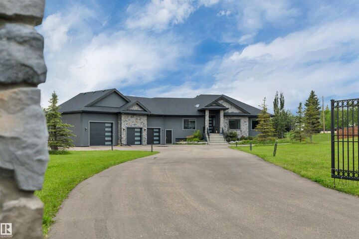 Property Photo: 50450 Rge Rd 222 190 AB T0B 3M2