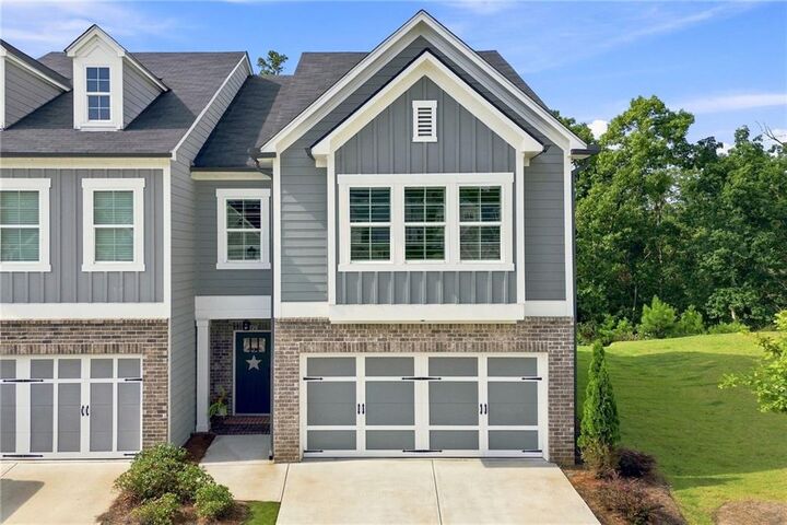 Property Photo:  229 Lakeside Place  GA 30114 