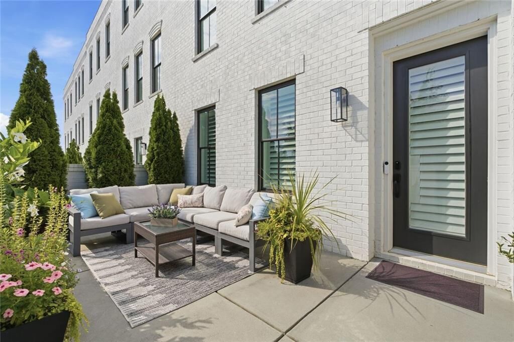 Property Photo:  6905 Viridian Alley  GA 30005 