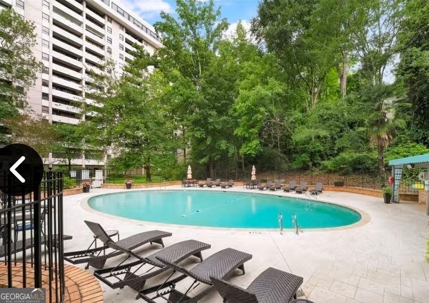 Property Photo:  3530 Piedmont Road NE M1  GA 30305 