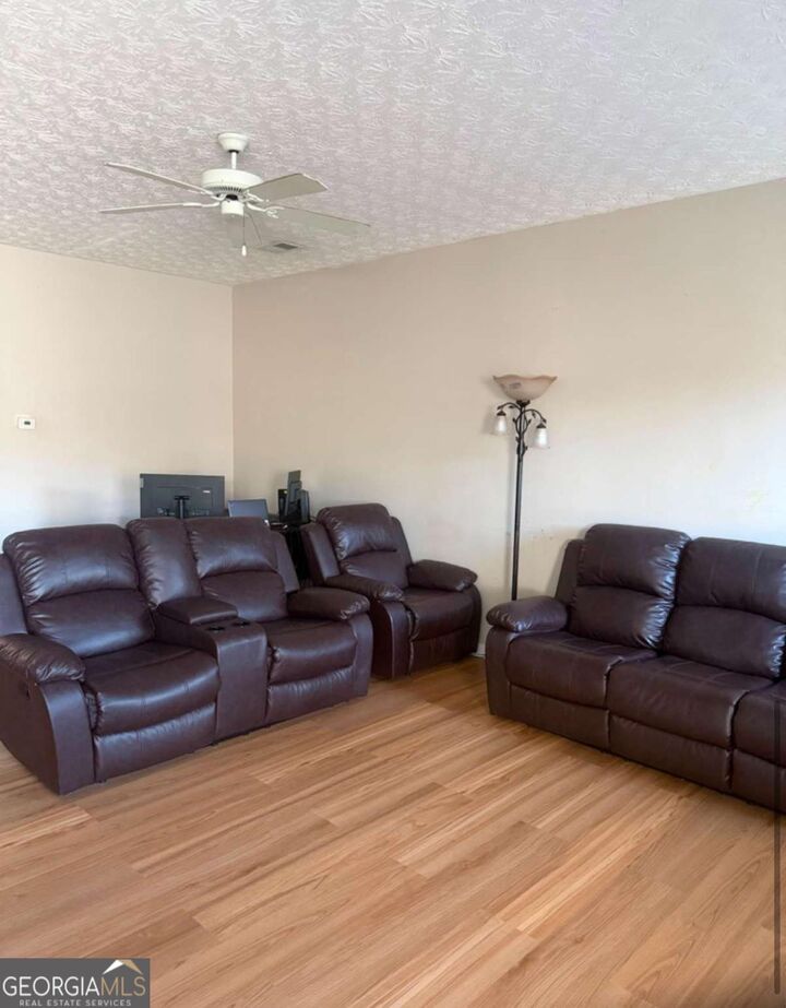 Property Photo: 5347 Langston Way GA 30071