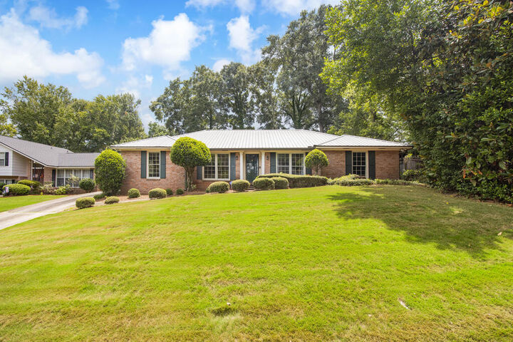 Property Photo: 6240 Charing Drive GA 31909