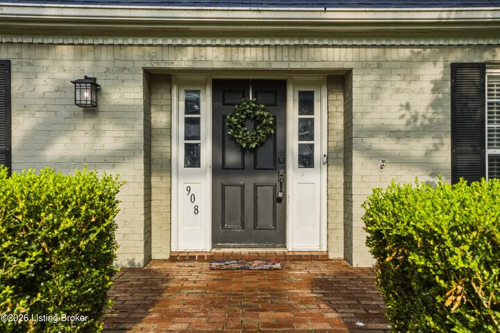 Property Photo: 908 Craig Ave KY 40065