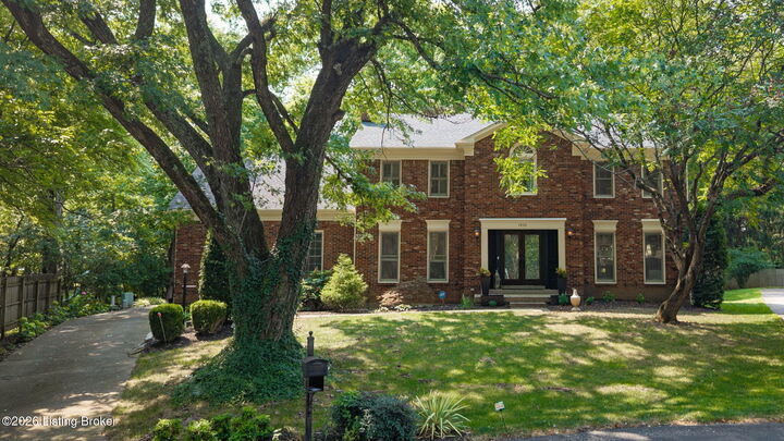 Property Photo:  4802 Springdale Ct  KY 40241 