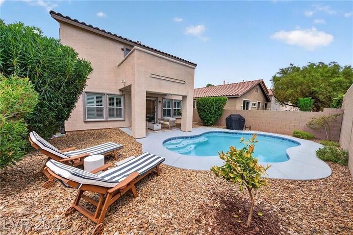 Property Photo: 2413 Cockatiel Drive NV 89084