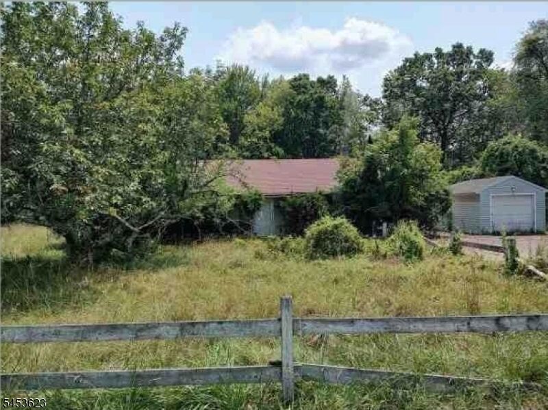 Property Photo: 547 Kemah Lake Rd NJ 07826
