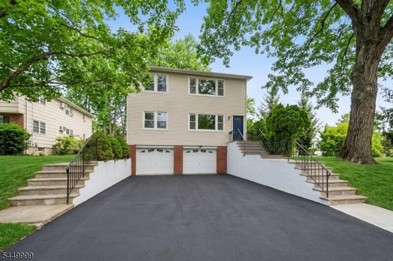 Property Photo:  166 1st St 2  NJ 07974 