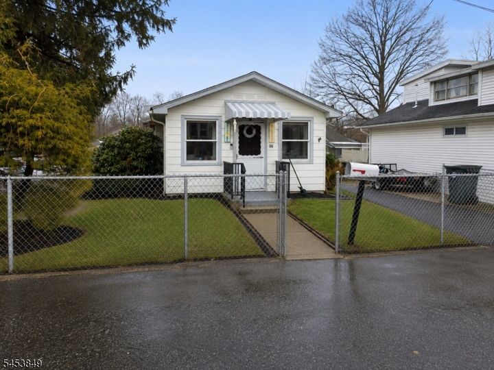 Property Photo: 14 High St NJ 07828