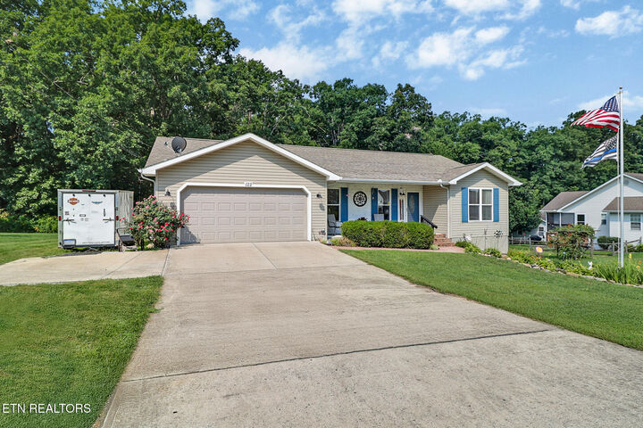 Property Photo: 122 Sunset Ridge Drive TN 38571