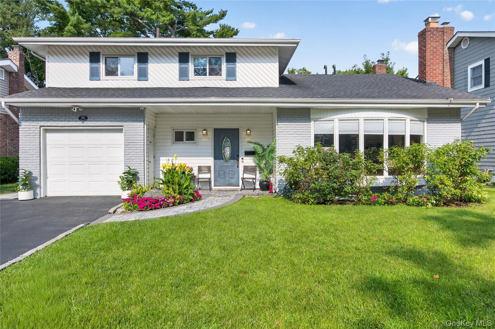 Property Photo:  31 Driftwood Drive  NY 11050 