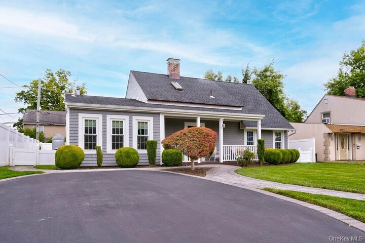 Property Photo: 17 Trapper Lane NY 11756