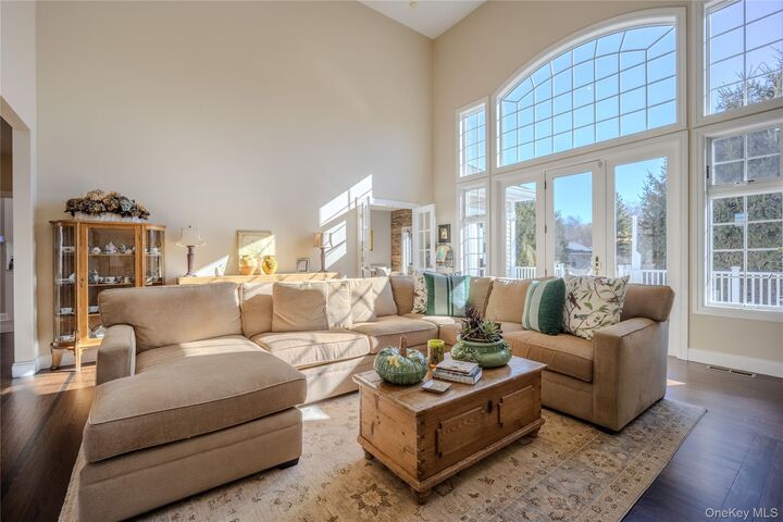 Property Photo:  56 Autumn Chase Drive  NY 12533 