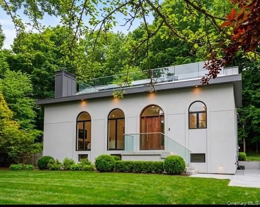 Property Photo:  107 Stephenson Terrace  NY 10510 