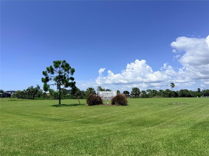 Property Photo: 5195 Wylie Lane FL 33981