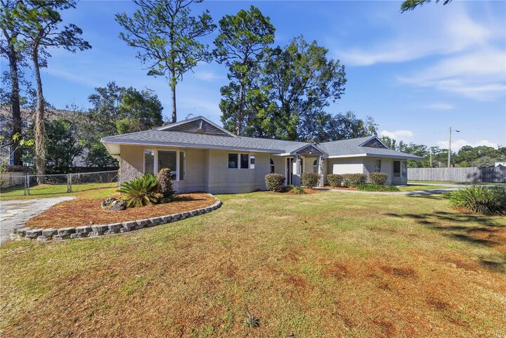 Property Photo:  1408 NE 42nd Avenue  FL 34470 