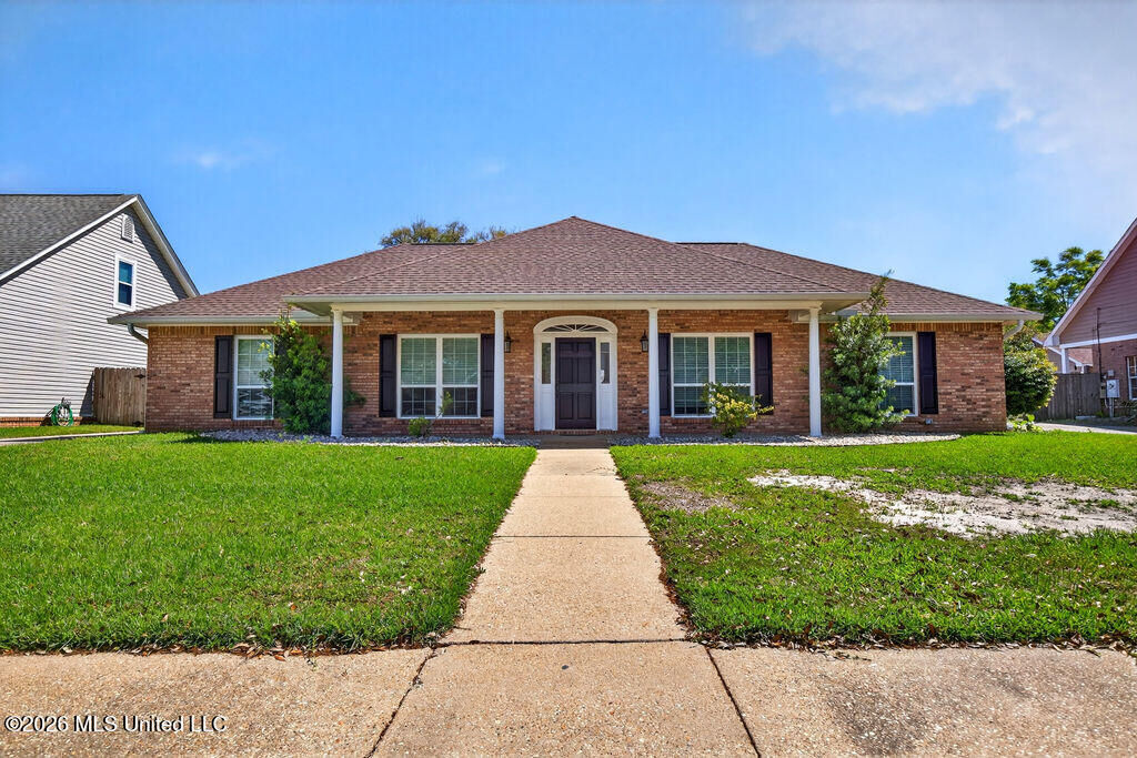 Property Photo:  2365 Park Place Drive  MS 39507 