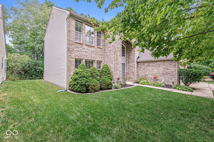 Property Photo:  7242 Coppermill Court  IN 46254 