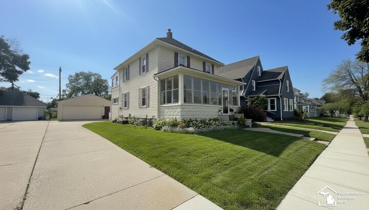 Property Photo: 154 Riverview Avenue MI 48162